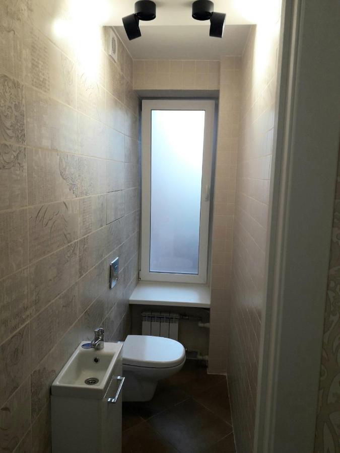2 Bdr Apartment Near Gorky Park, Center Kharkiv Exterior photo